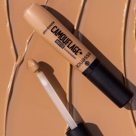 Corector cu acoperire completa Camouflage + Matt, 230, 8 ml, Essence 726971