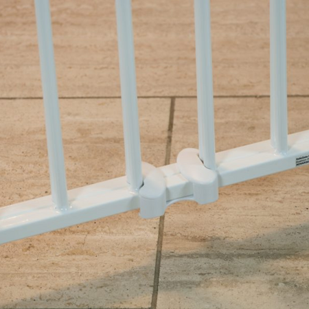 Poarta de siguranta pentru copii, 66-110 cm, White, SafeGate Advanced, 1 bucata, Safe and Care 728309