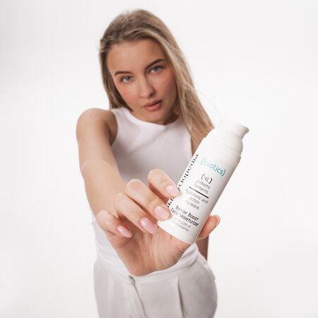 Crema de fata hidratanta cu probiotice, acid hialuronic, ectoina si squalane Biotics, 50 ml, Skincyclopedia 758173