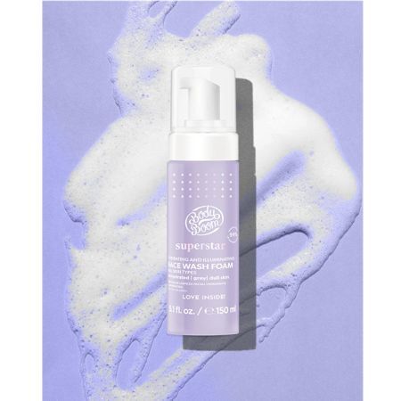 Spuma de curatare hidratanta si iluminatoare Superstar, 150 ml, BodyBoom 729080