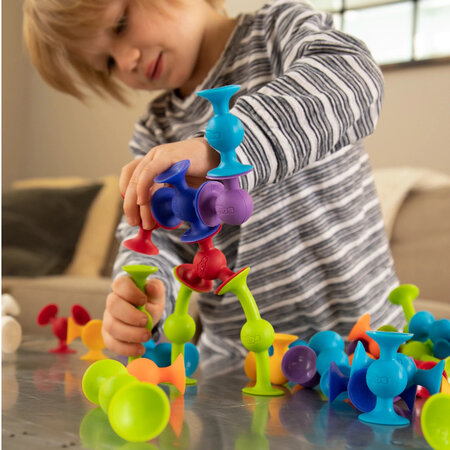 Set de constructie, Squigz Deluxe, +5 ani, 44 piese cu ventuze, Fat Brain 729302