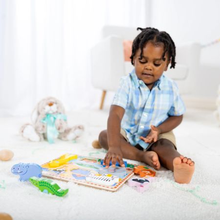 Puzzle din lemn in relief, Safari, 2 ani+, 8 piese, Melissa and Doug 729467