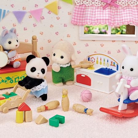 Set de joaca cu 3 figurine Camera de joaca, 3 ani+, Sylvanian Families 731228