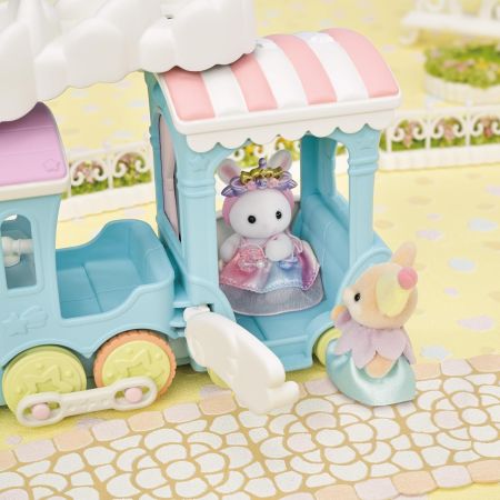 Set de joaca cu figurina Trenulet si Vulpita Fennec, 3 ani+, Sylvanian Families 731333