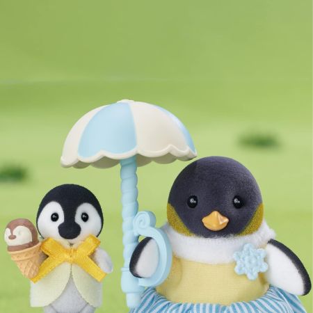 Figurine Familia Pinguinilor, 3 ani+, Sylvanian Families 732017
