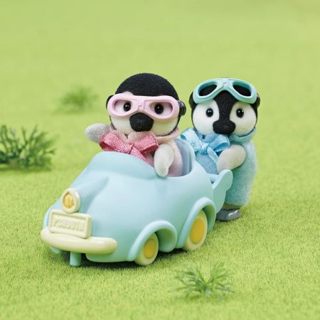 Figurine Pinguini cu masinuta, 3 ani+, Sylvanian Families 732322