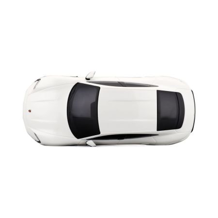 Masinuta cu telecomanda Porsche Taycan Turbo S, scara 1:24, Alb, 6 ani+, Maisto 735398