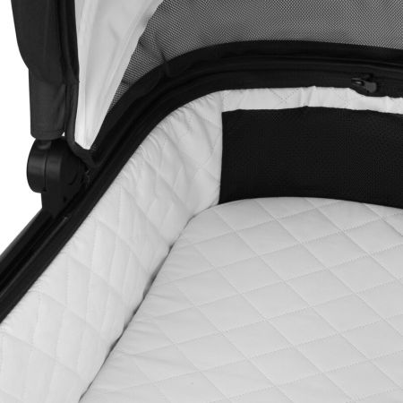 Carucior 3 in 1 pana la 22 Kg Layla, Negru, Lionelo 736429