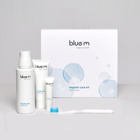 Kit pentru ingrijirea zilnica a cavitatii orale, Blue M 740792