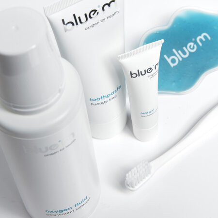 Kit pentru ingrijirea zilnica a cavitatii orale, Blue M 740791