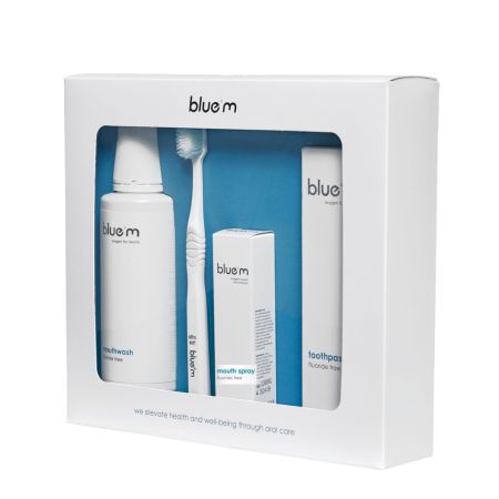 Kit pentru ingrijirea zilnica a cavitatii orale, Blue M