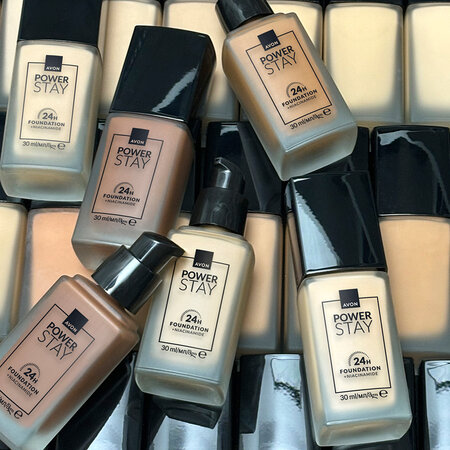 Fond de ten Power Stay 24H, 520P Rich Sienna, 30 ml, Avon 741250