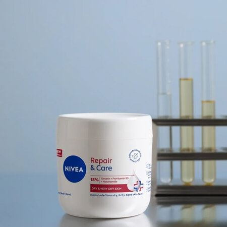 Crema cu 15% Glicerina, Provitamina B5 si Niacinamida Repair&Care, 400 ml, Nivea 742371
