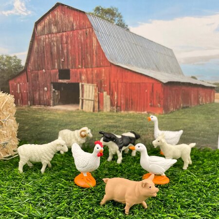 Set figurine pictate manual, Animale de ferma, 3 ani+, 12 bucati, Safari Ltd 743897