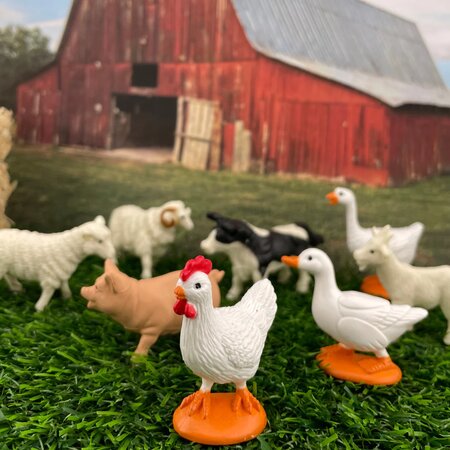 Set figurine pictate manual, Animale de ferma, 3 ani+, 12 bucati, Safari Ltd 743896