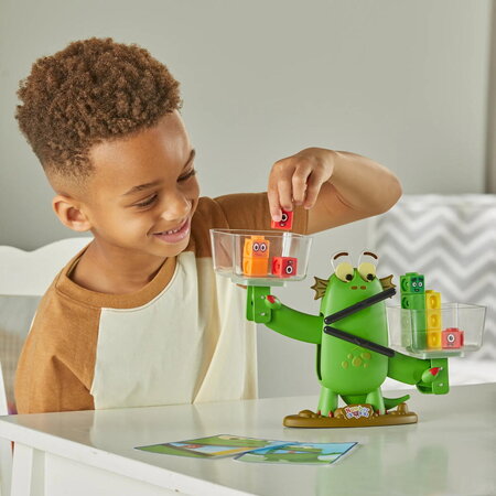 Set activitati cu balanta Numberblocks, 3 ani+, Hand2Mind 744773