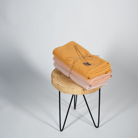 Muselina multifunctionala din bumbac 100% organic HUG.me, 120x120 cm, Honey Gold, 1 bucata, Onino 745465