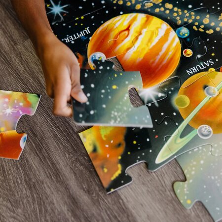 Puzzle de podea Sistemul Solar, +3 ani, 48 piese, Melissa and Doug 653208