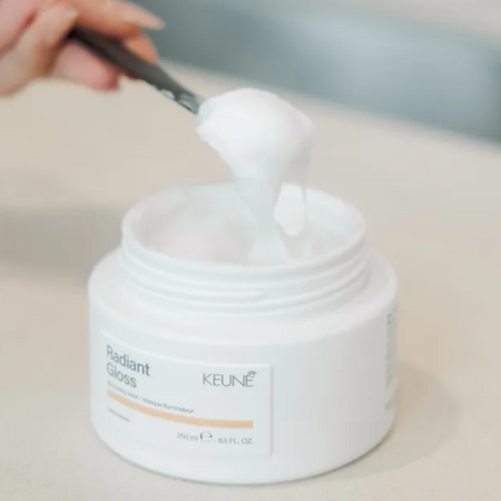 Masca de par iluminatoare Radiant Gloss, 250 ml, Keune 746235
