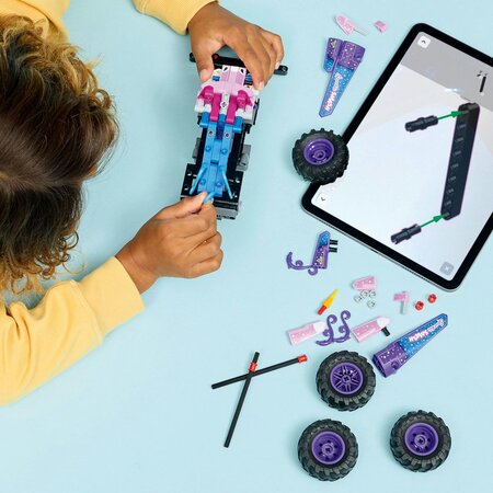 Monster Jam Sparkle Smash cu motor cu arc, 7 ani+, Lego Technic 752595