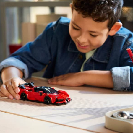 Masina de sport Ferrari SF90 XX Stradale, 9 ani+, LEGO Speed Champions 752988