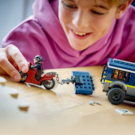 Duba pentru prizonieri a politiei, 6 ani+, 60479, Lego City 754122