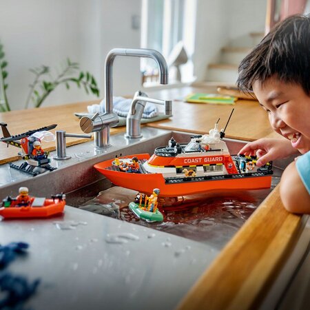 Barca de salvare si elicopter ale Pazei de Coasta, 7 ani+, 60504, Lego City 754138