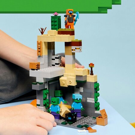 Temnita cu zombi, 8 ani+, 21587, Lego Minecraft 754447