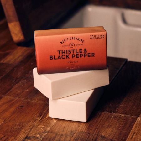 Sapun solid Thistle & Pepper, 220 g, Scottish Fine Soaps 757197