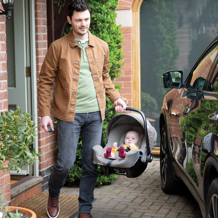Scoica auto cu tetiera reglabila i-Snug 2, 40–75 cm, Cashew, Joie 757449