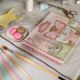 Carte cu masti pentru decupat, stickere si foarfeca incluse Rosa, 3 ani+, Little Dutch 761338