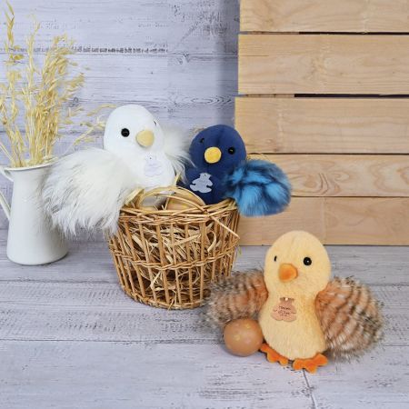 Jucarie moale din plus, 15 cm, diverse culori, Pui, 0-2 ani, 1 bucata, Doudou 764513