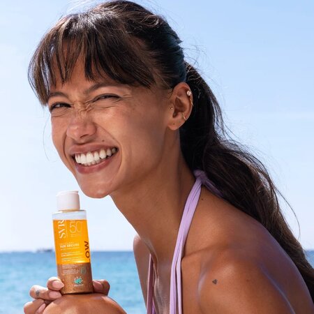 Apa solara cu efect Glow SPF50+ Sun Secure, 100 ml, Svr 804710