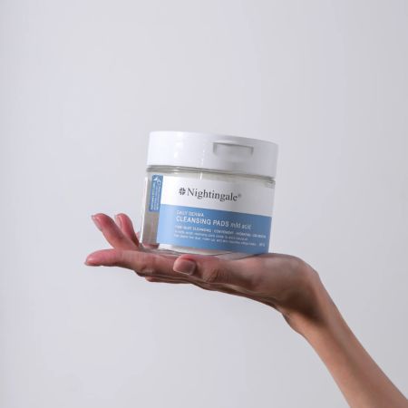 Dischete pentru curatarea tenului pH 5.5 cu efect hidratant Daily Derma, 70 bucati, Nightingale 768199