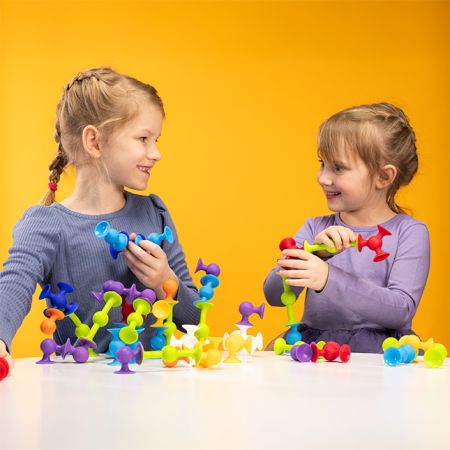 Set de constructie cu 22 de piese cu ventuze Squigz Starter, 3 ani+, Fat Brain 769599