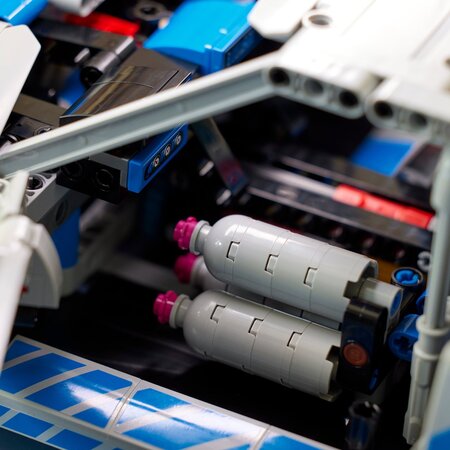 Masina Nissan Skyline GT-R (R34) din Mai furios, mai iute, 18 ani+, 42210, 1410 piese, Lego Technic 781624