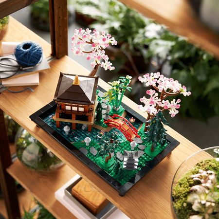 Gradina serena, 18 ani+, 1363 piese, Lego Icons 781768