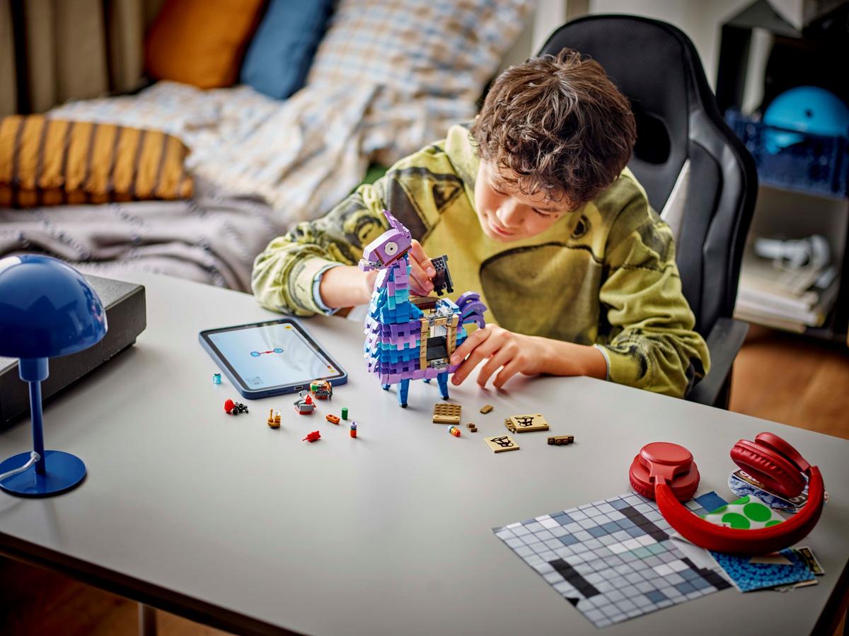 LEGO Fortnite Supply Llama pentru gaming