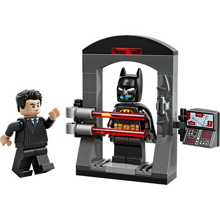 Batman: Bruce Wayne si Batcostumul, 7 ani+, 30726, 35 piese, Lego DC Super Heroes 782184