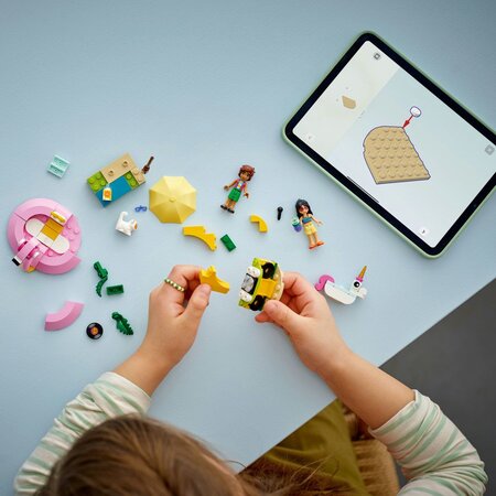 Petrecere la piscina cu unicornul si flamingo, 5 ani+, 42658, 99 piese, Lego Friends 782222