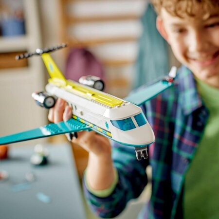 Avion-ambulanta pentru urgente, 6 ani+, 60465, 403 piese, Lego City 782652