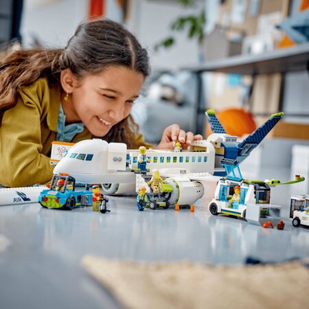 Avion de pasageri, 7 ani+, 60367, 913 piese, Lego City 782749