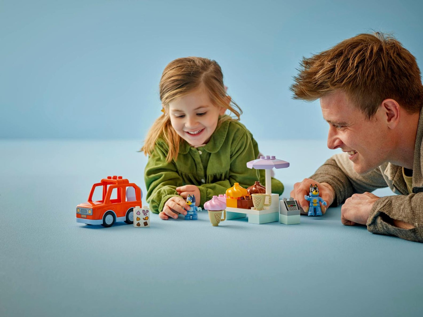 LEGO DUPLO Bluey joaca in familie