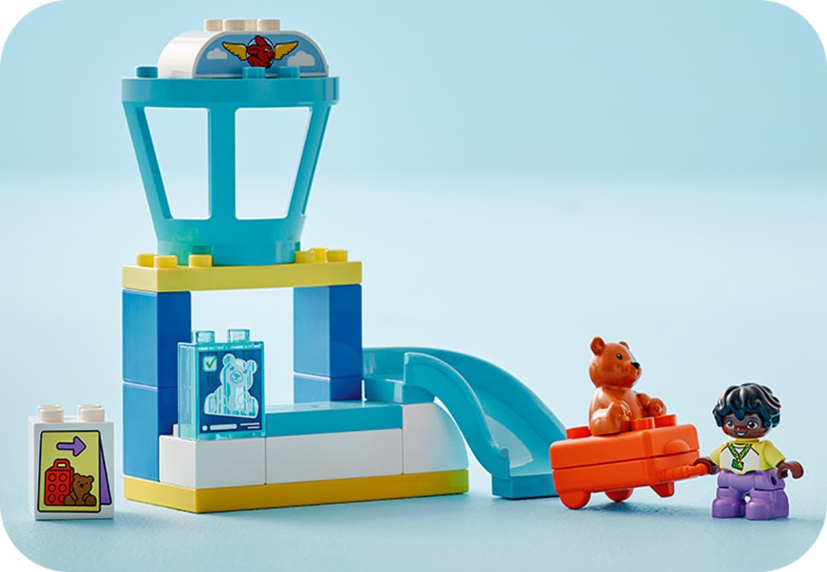 LEGO DUPLO aeroport cu turn de control