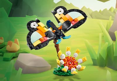 LEGO Creator 3 in 1 fluture colorat