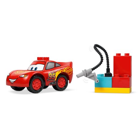 Vizita lui Mcqueen la garajul lui Doc Duplo, 2 ani, 10456, 35 piese, Lego 783419