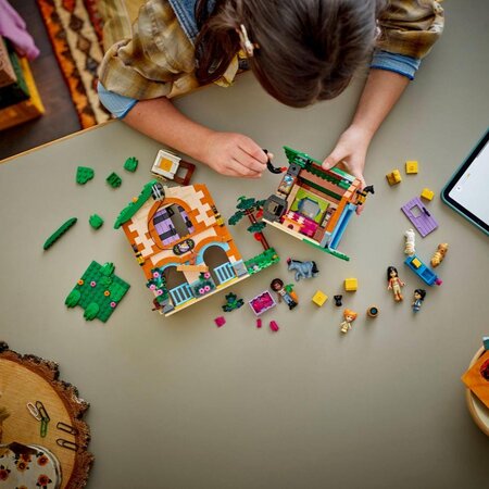 Ferma si grajd pentru ponei Friends, +7 ani, 42654, 727 piese, Lego 783464