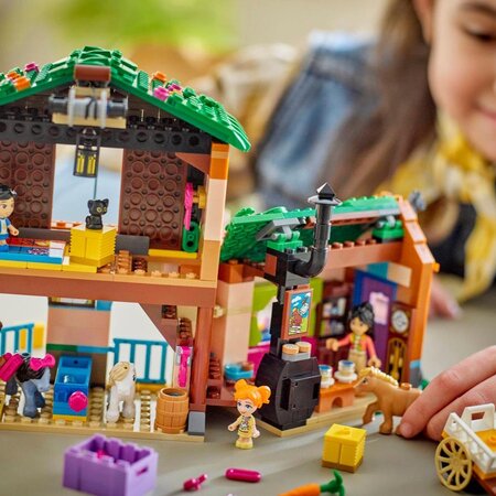 Ferma si grajd pentru ponei Friends, +7 ani, 42654, 727 piese, Lego 783465
