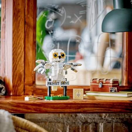 Hedwing pe privet drive nr.4 Harry Potter, +7 ani, 337 piese, Lego 783506