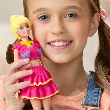 Set de creatie volanase si fundite cu papusa inclusa Barbie, 5 ani+, Play Doh 784148